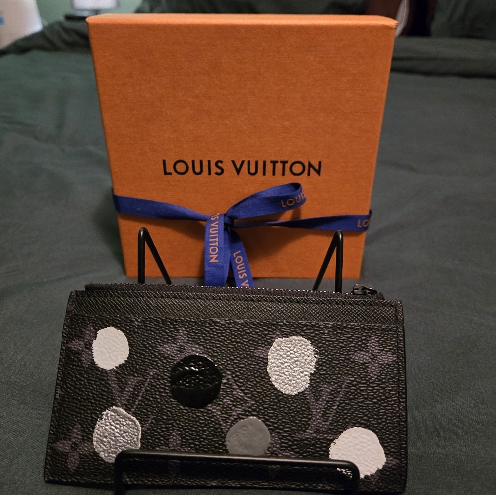 Louis Vuttion coin wallet lv x yk